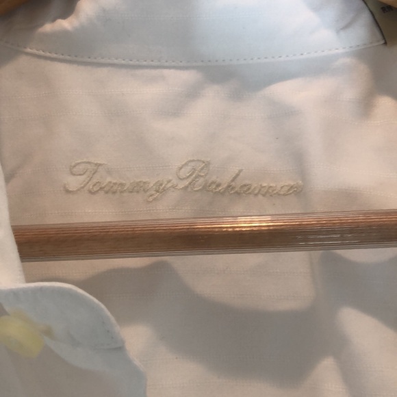 Tommy Bahama men shirt - Picture 11 of 16